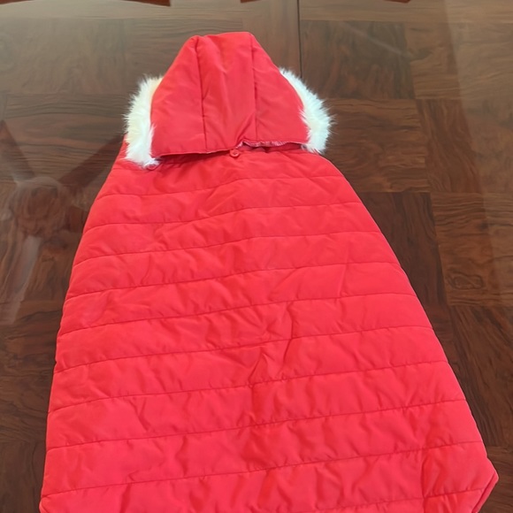 Old Navy Dog Puffer Vest with Detachable Hood and Faux Fur. Size: L - Picture 3 of 11